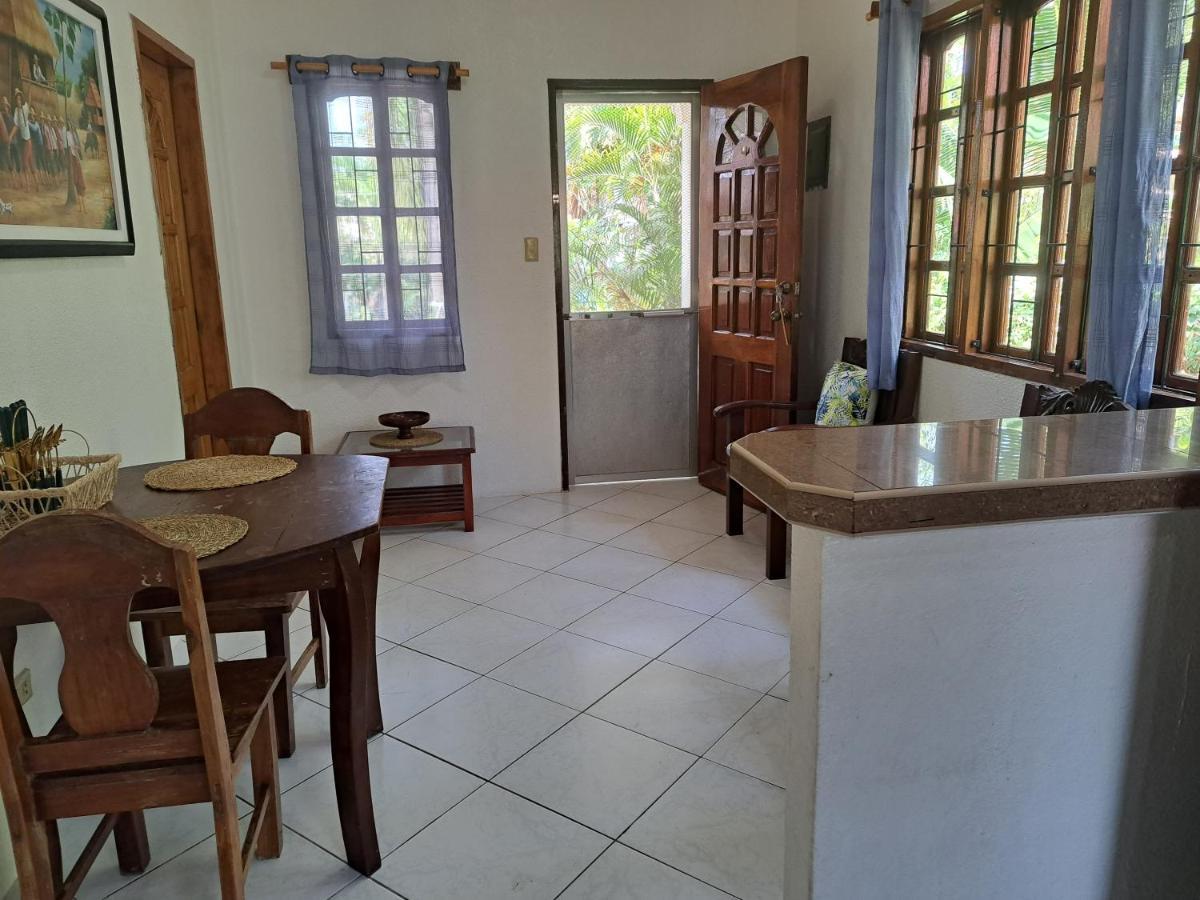 Palmera Palma Private 1-Br Bungalow In Моалбоал Екстериор снимка
