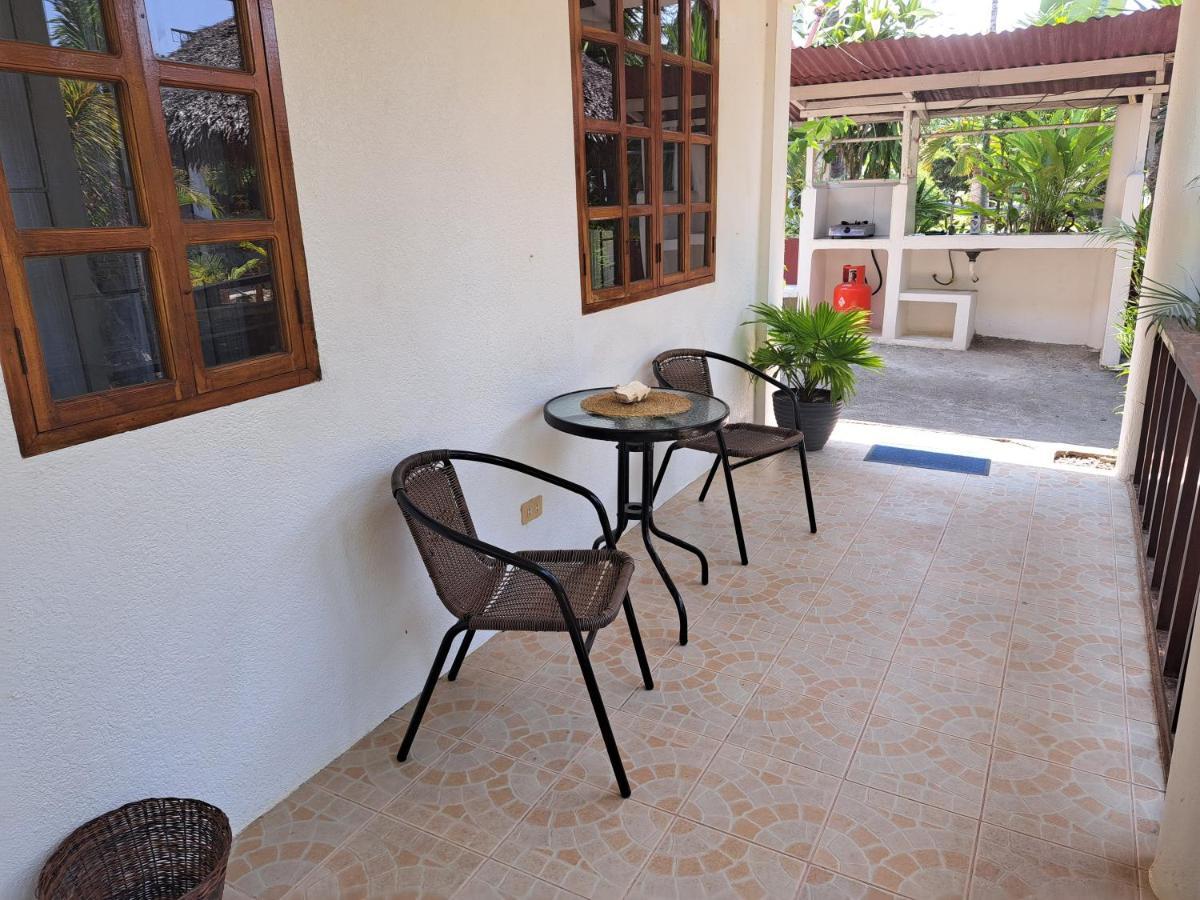Palmera Palma Private 1-Br Bungalow In Моалбоал Екстериор снимка